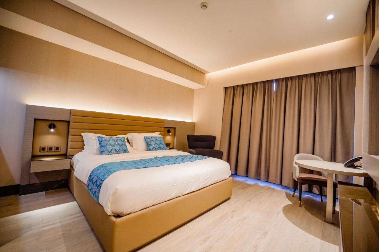Bayprime Hotel Paranaque City Luaran gambar